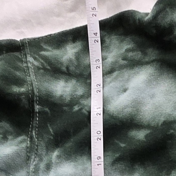 Ivory Ella Green Tie-Dye Hoodie - Picture 4 of 5